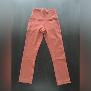 Lululemon Wunder Train High-Rise Crop 23”